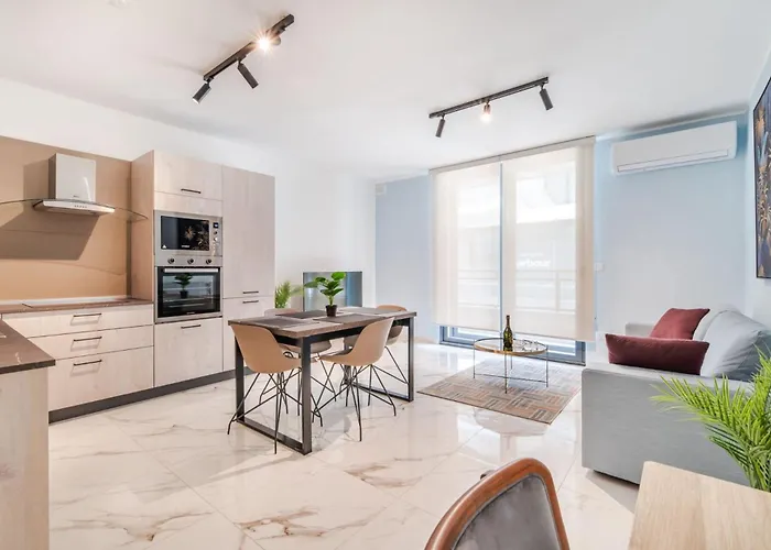 Stylish 2br Escape In St Julians By Buena Vista San Julián